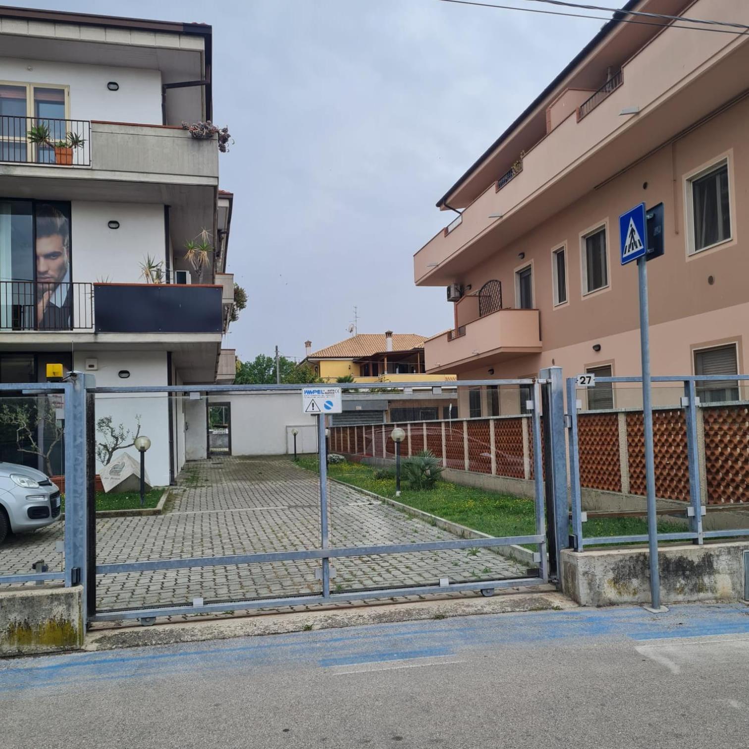 Gate 25 Apartamento San Giovanni Teatino Exterior foto